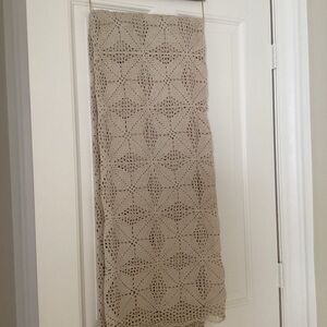 Rare Hand Crocheted Cotton Lace Throw